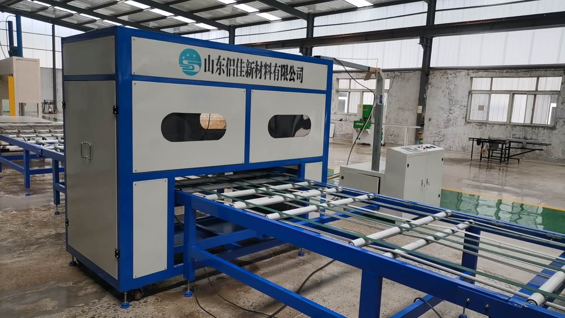 板材淋膠機(jī)-山東侶佳 板材淋膠機(jī)-山東侶佳